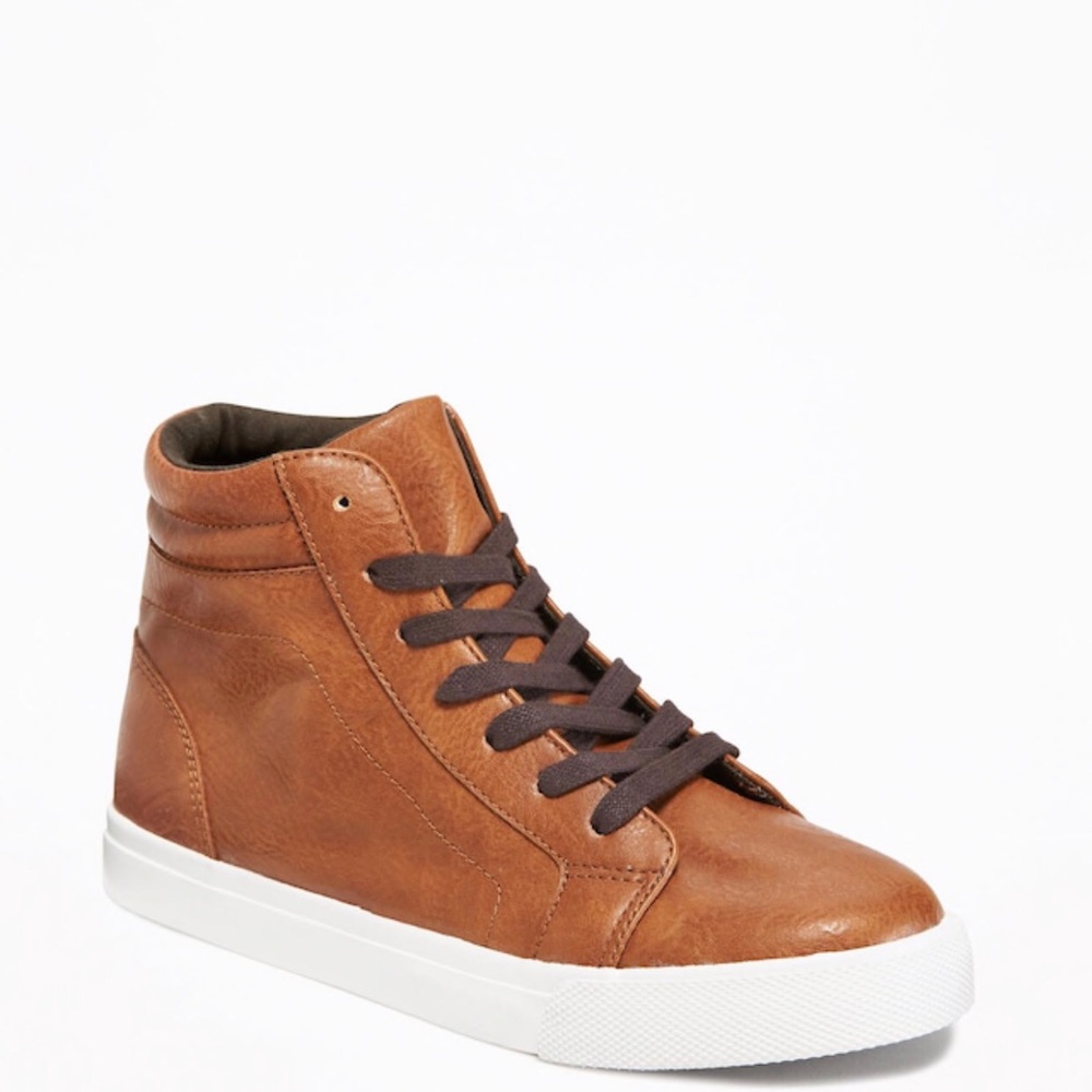 NWT Boys Size 5 Faux Leather Lace Up High Tops